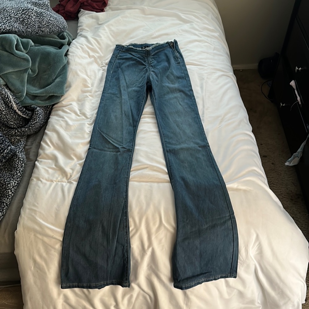Brand new Windsor low waisted pants with no butt pockets